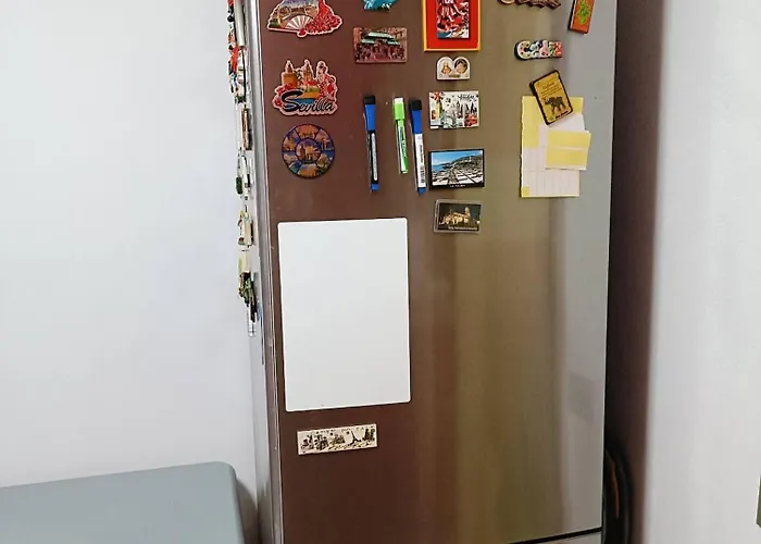 Serene 3-bedroom Townhouse In Palmas De Gran Canaria Affittacamere Las Palmas de Gran Canaria