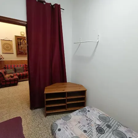 Serene 3-bedroom Townhouse In Palmas De Gran Canaria Гостевой дом *