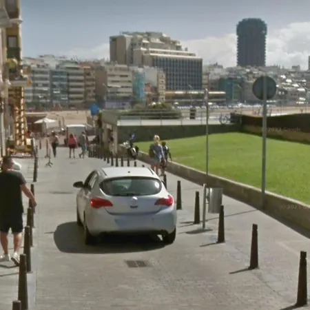 Serene 3-bedroom Townhouse In Palmas De Gran Canaria *